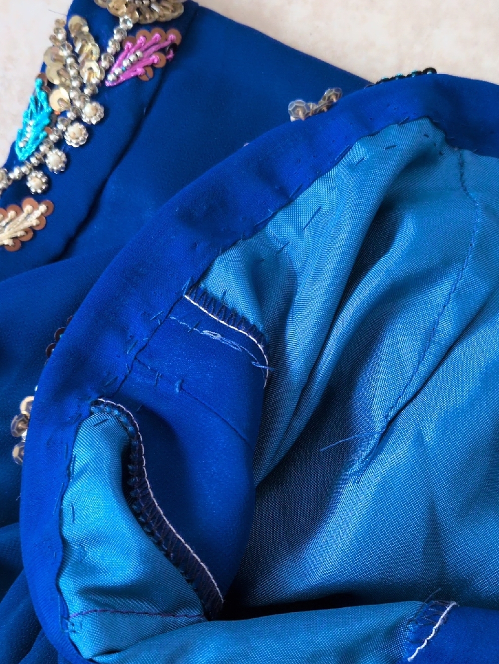 Handmade 2 Piece Blue Embellished Indian Dress Lehenga Size Small - Picture 12 of 12